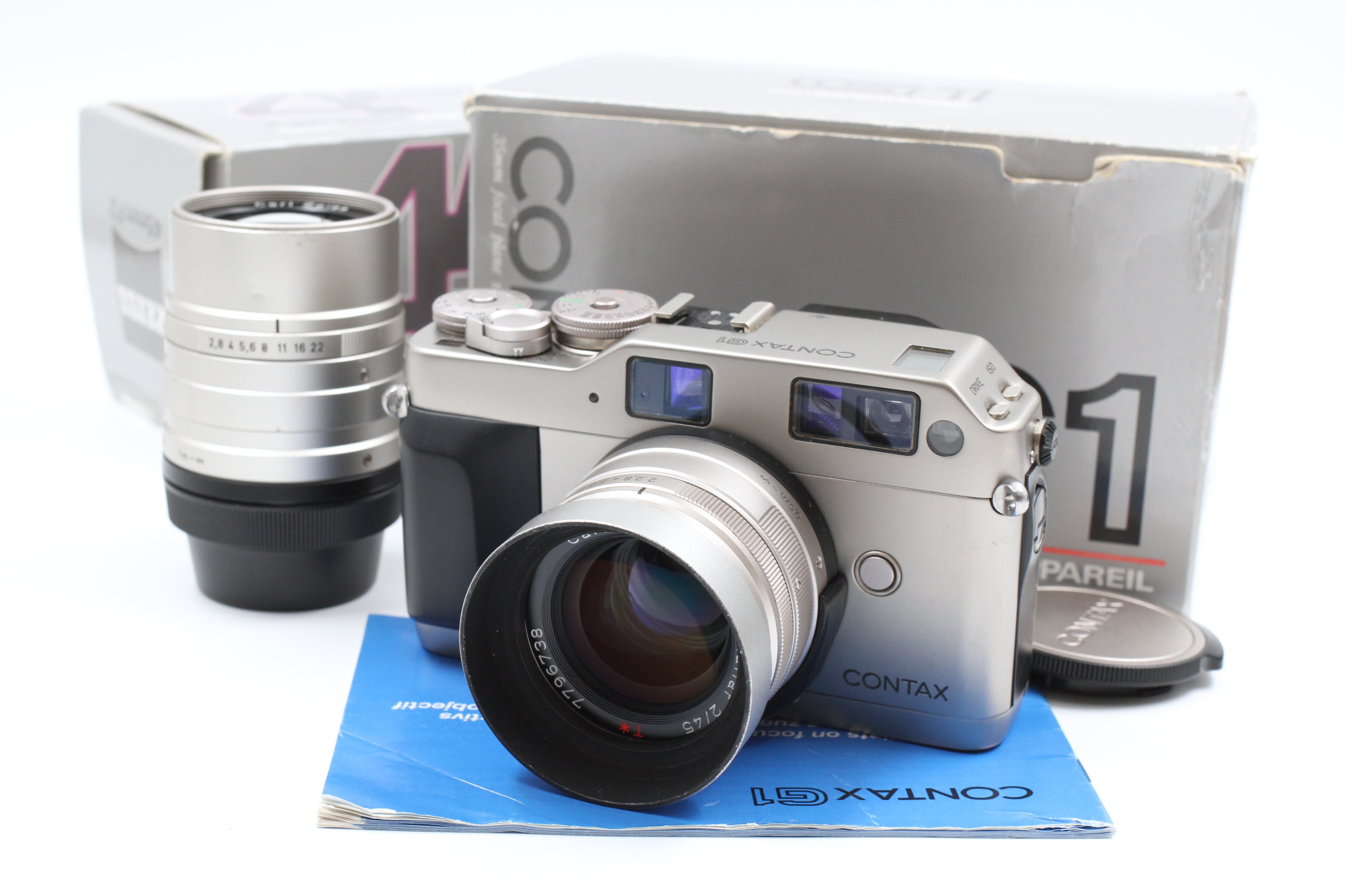 Contax G1 35mm Rangefinder w/ 45mm f2 Planar & 90mm f2.8 Sonnar