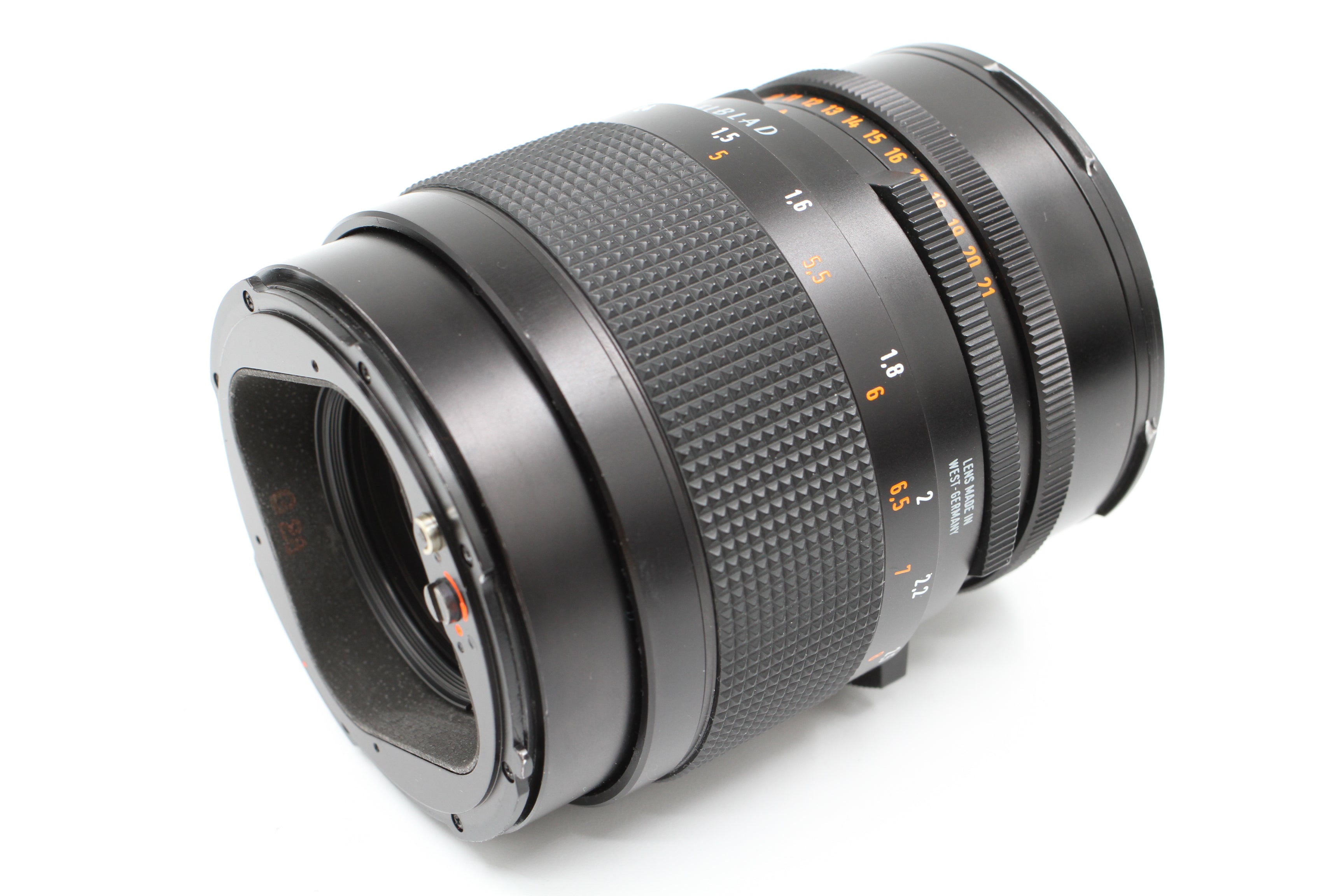 Hasselblad 150mm f4 CF Sonnar T* Lens w/ Hood