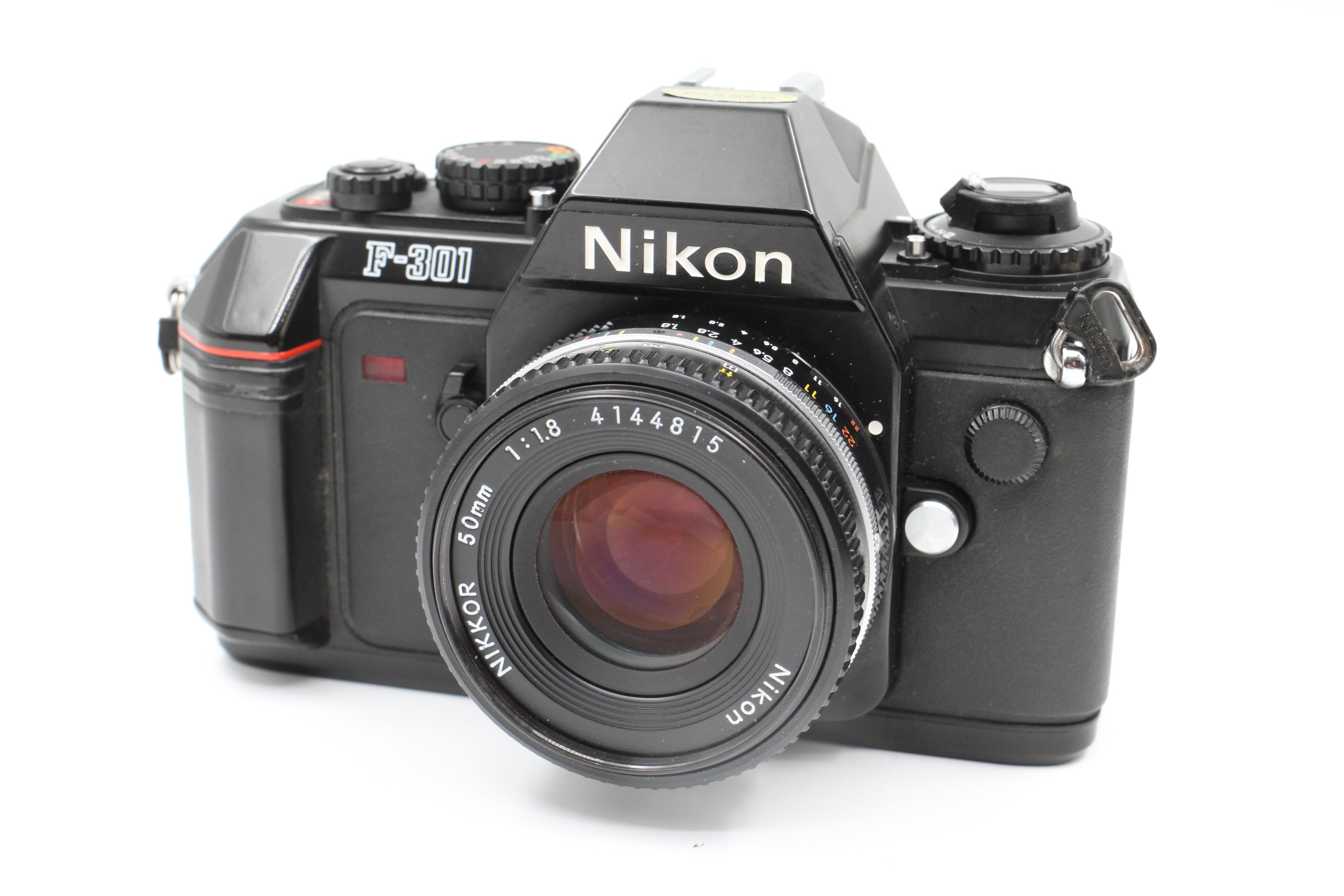 Nikon F301 35mm SLR Camera w/ 50mm f1.8 Nikon Pancake Lens