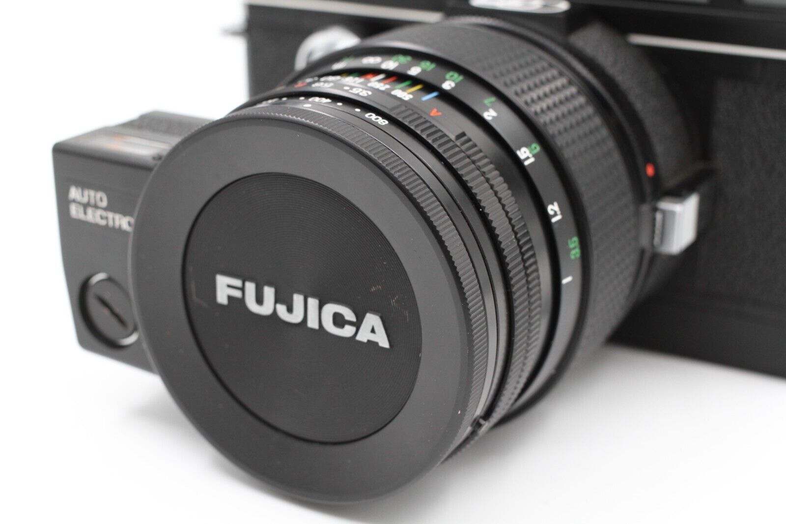 Fujica GM670 6x7 Rangefinder w/ 100mm f3.5 Fujinon EBC.